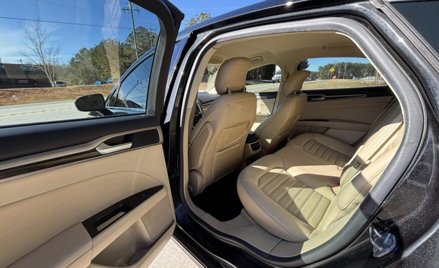 2015 Ford Fusion SE