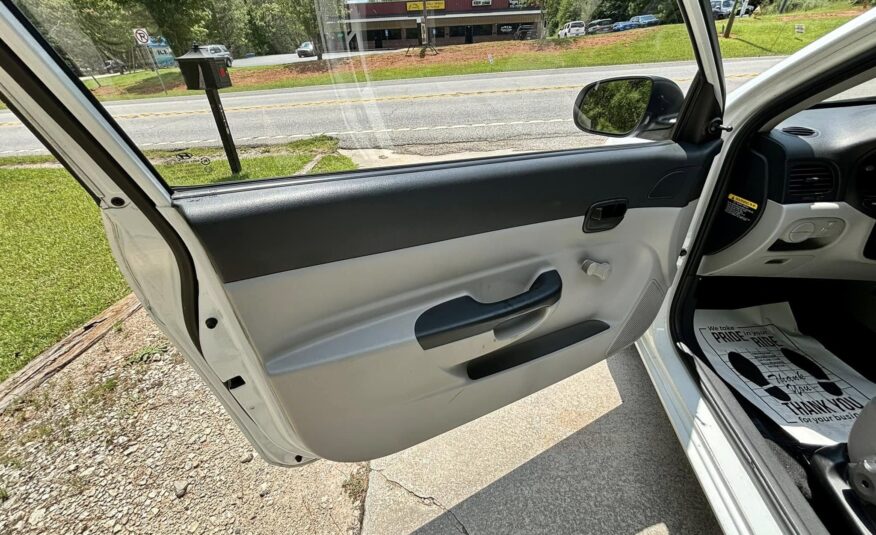 2011 Hyundai Accent 2-Door Hatchback