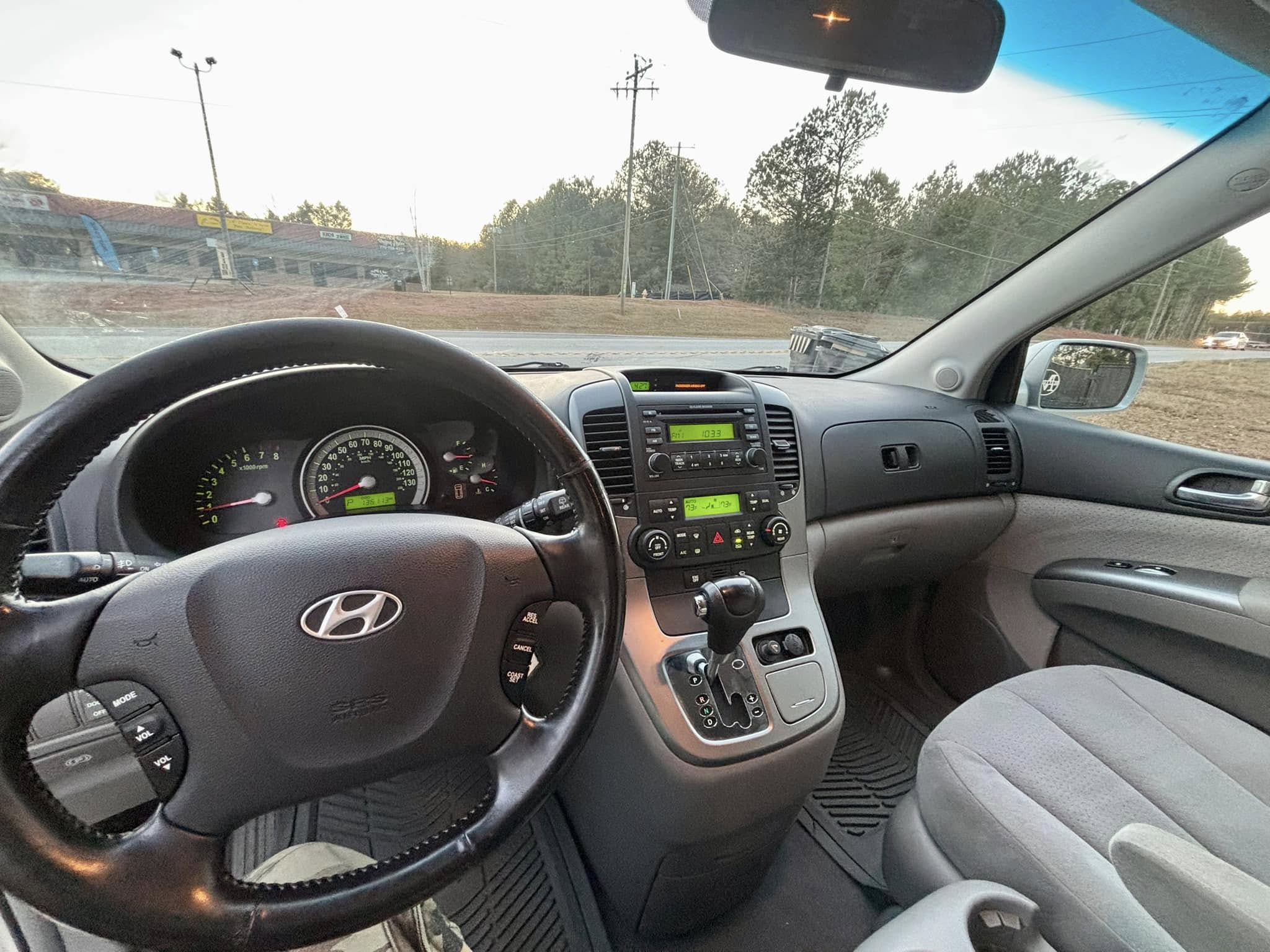 2007 Hyundai Entourage V6