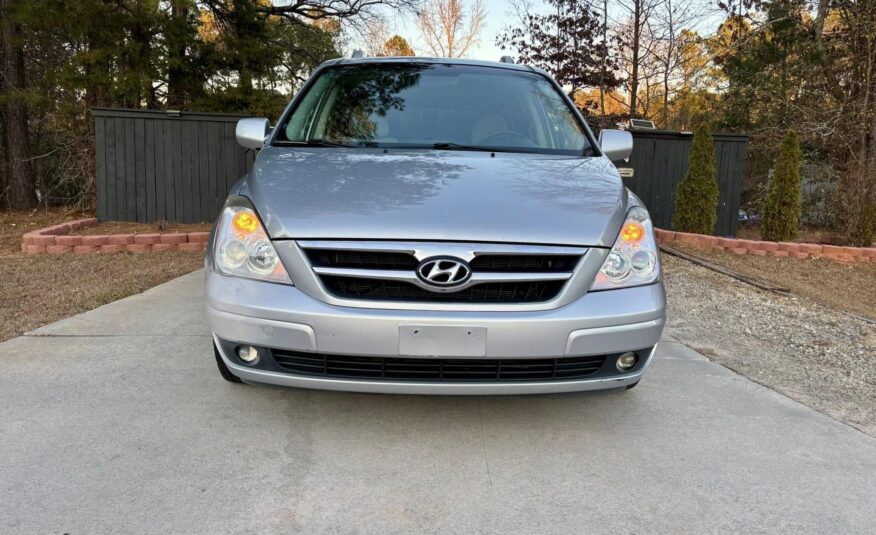 2007 Hyundai Entourage V6
