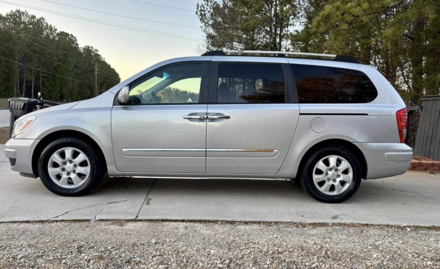 2007 Hyundai Entourage V6
