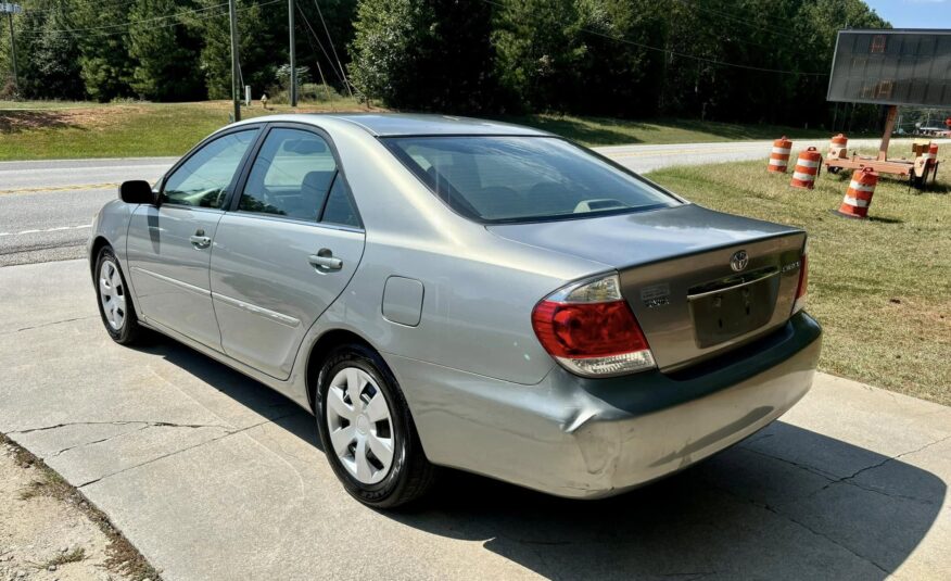 2005 Toyota Camry XLE