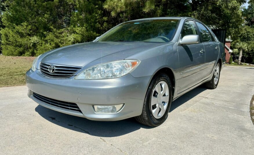 2005 Toyota Camry XLE