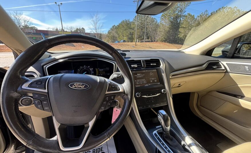 2015 Ford Fusion SE