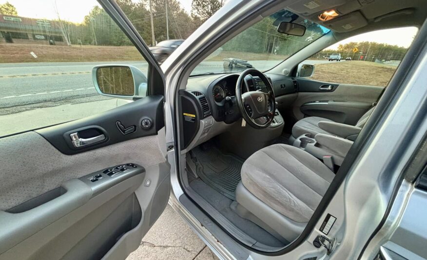 2007 Hyundai Entourage V6