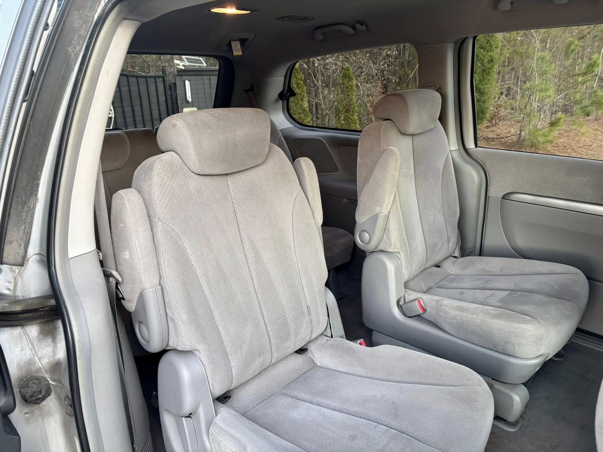 2007 Hyundai Entourage V6