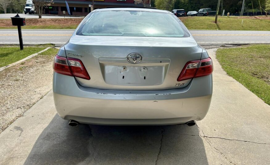 2009 Toyota XLE V6