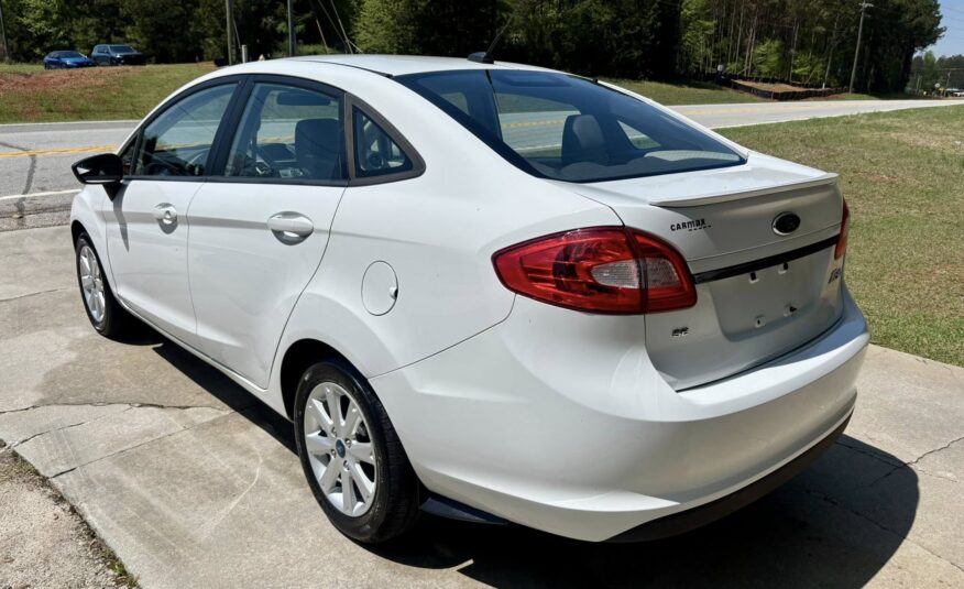 2012 Ford Fiesta SE