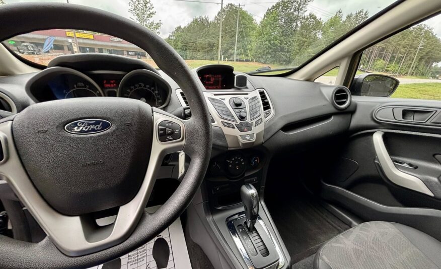 2011 Ford Fiesta SE