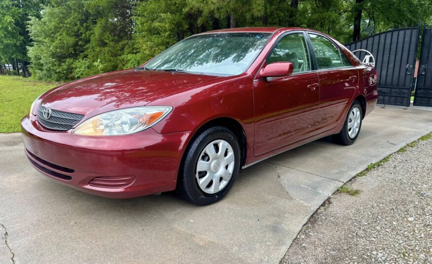 2004 Toyota Camry LE