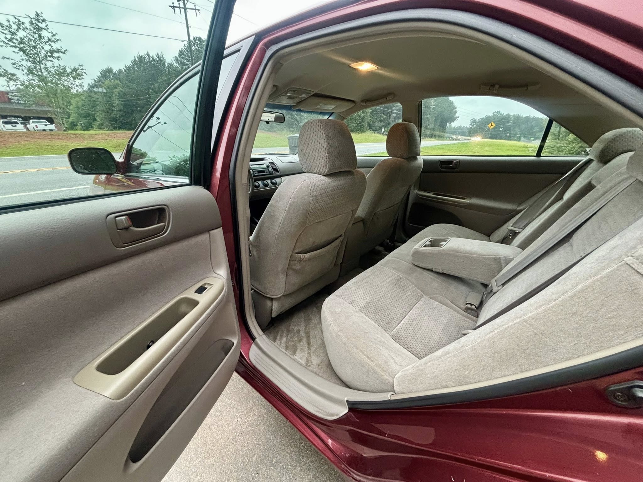 2004 Toyota Camry LE