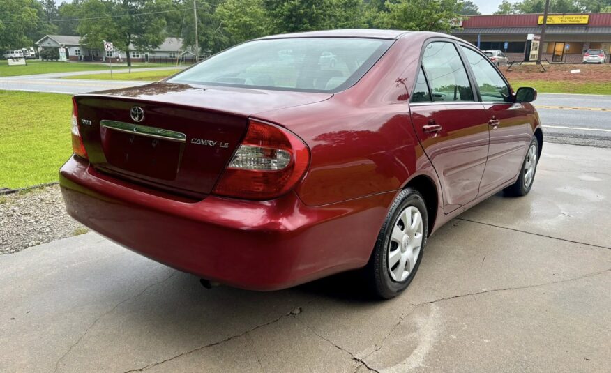 2004 Toyota Camry LE