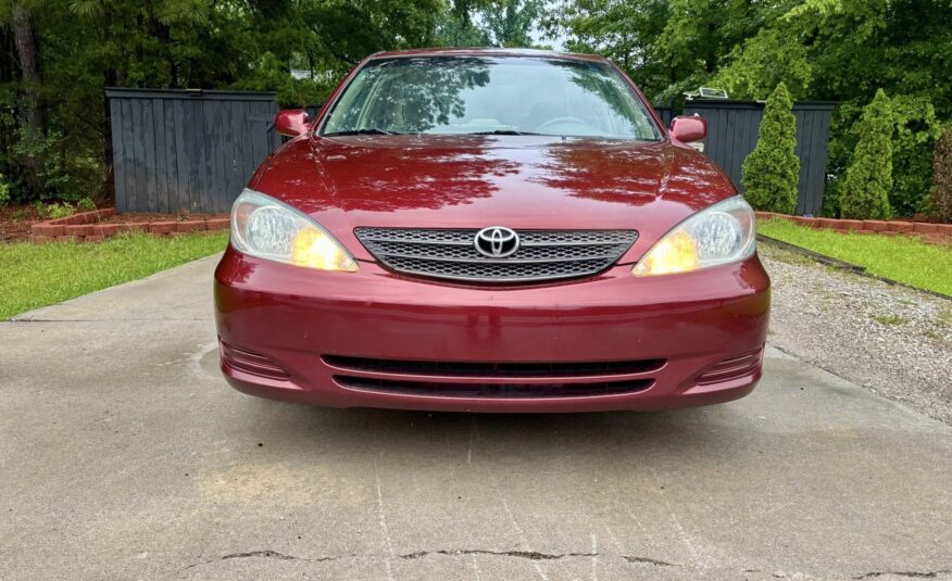 2004 Toyota Camry LE