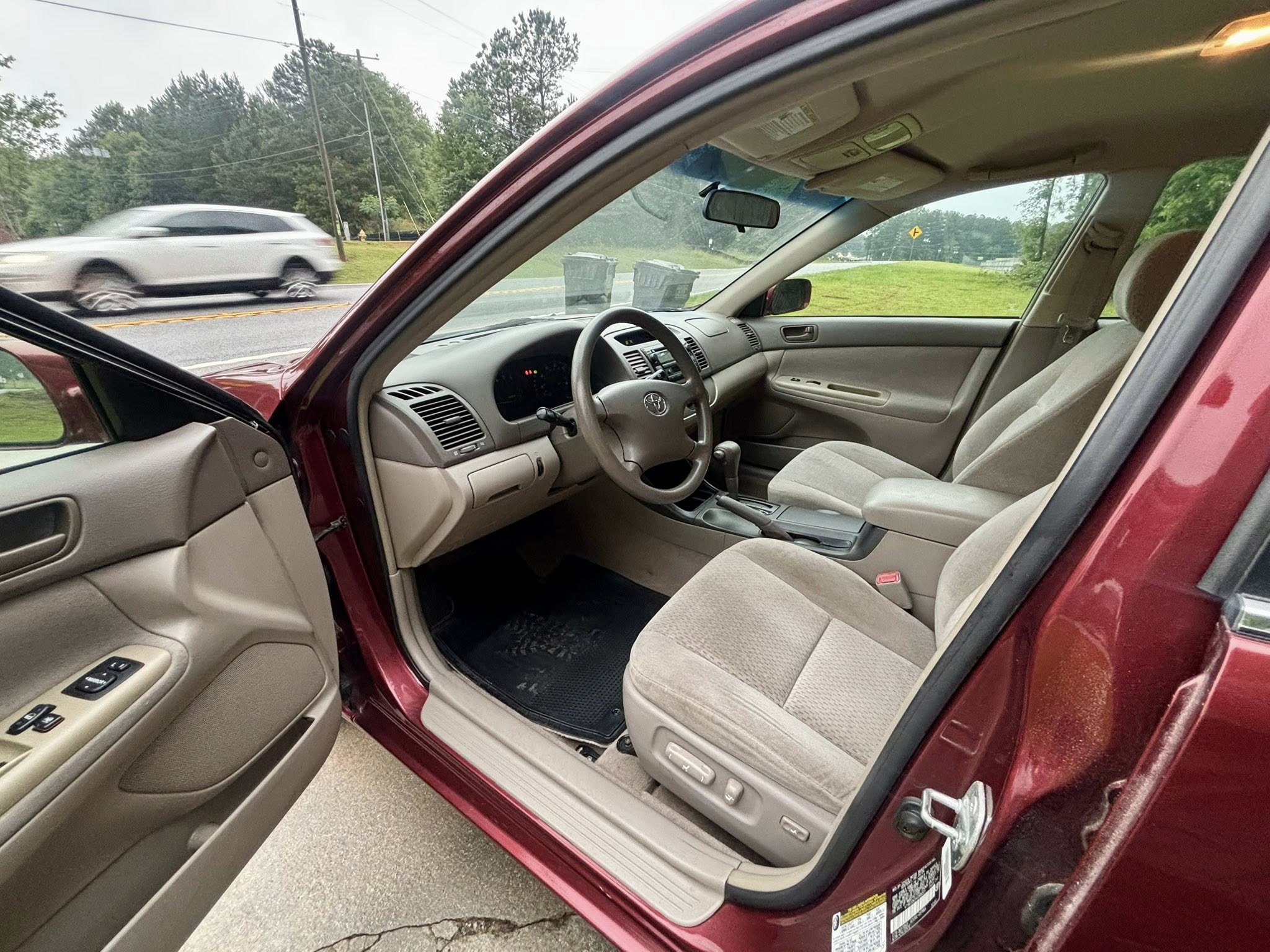 2004 Toyota Camry LE