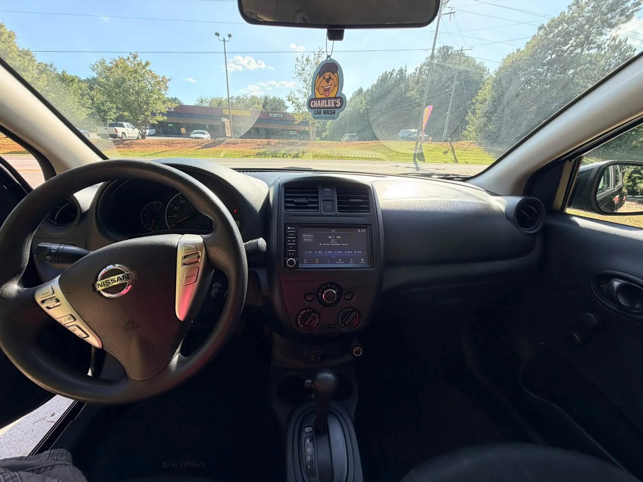 2019 Nissan Versa S Plus